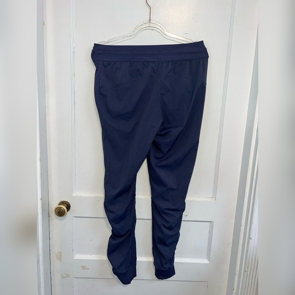 Lululemon Beyond the Studio Joggers Navy Size 6 - Picture 4 of 4